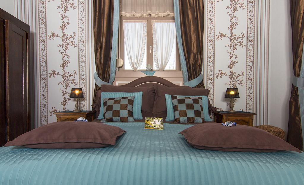 B&B De Vijf Zuilen Bruges Room photo